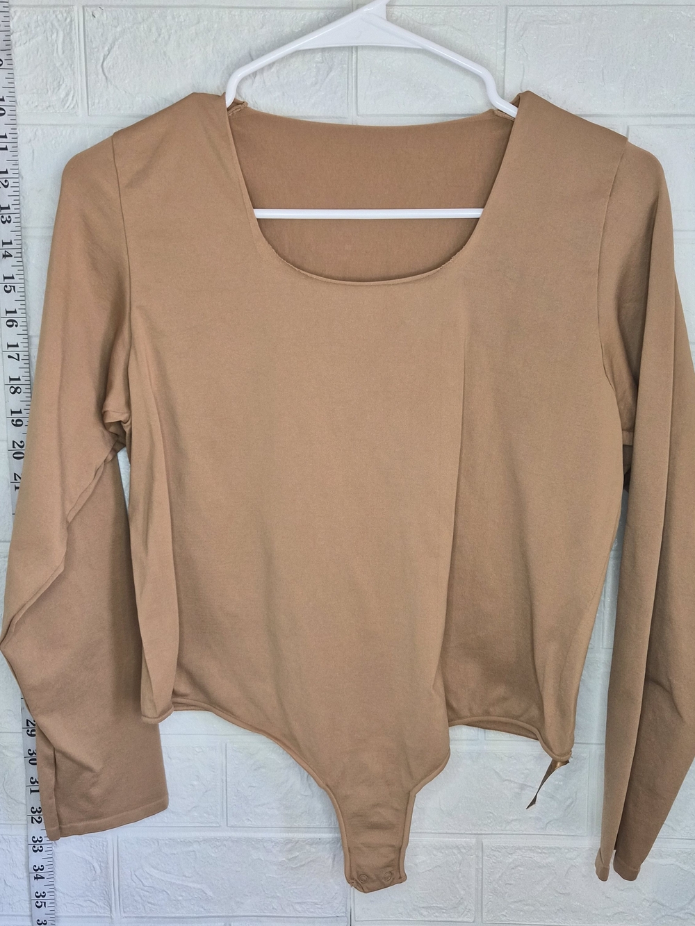 SKIMS Essentials  Neck Long Sleeve Bodysuit Color Beige Size 4x/5x